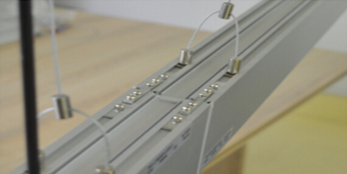 Mordern, das verschobene lineare LED-Beleuchtung, LED-Büro-Licht hängt